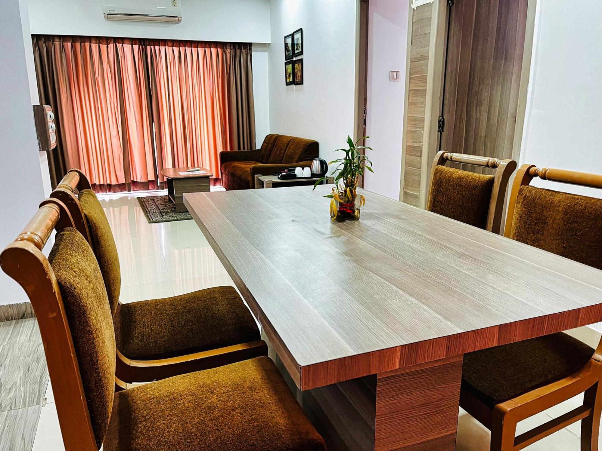 Maxxvalue - Service Apartment Marol 뭄바이 외부 사진